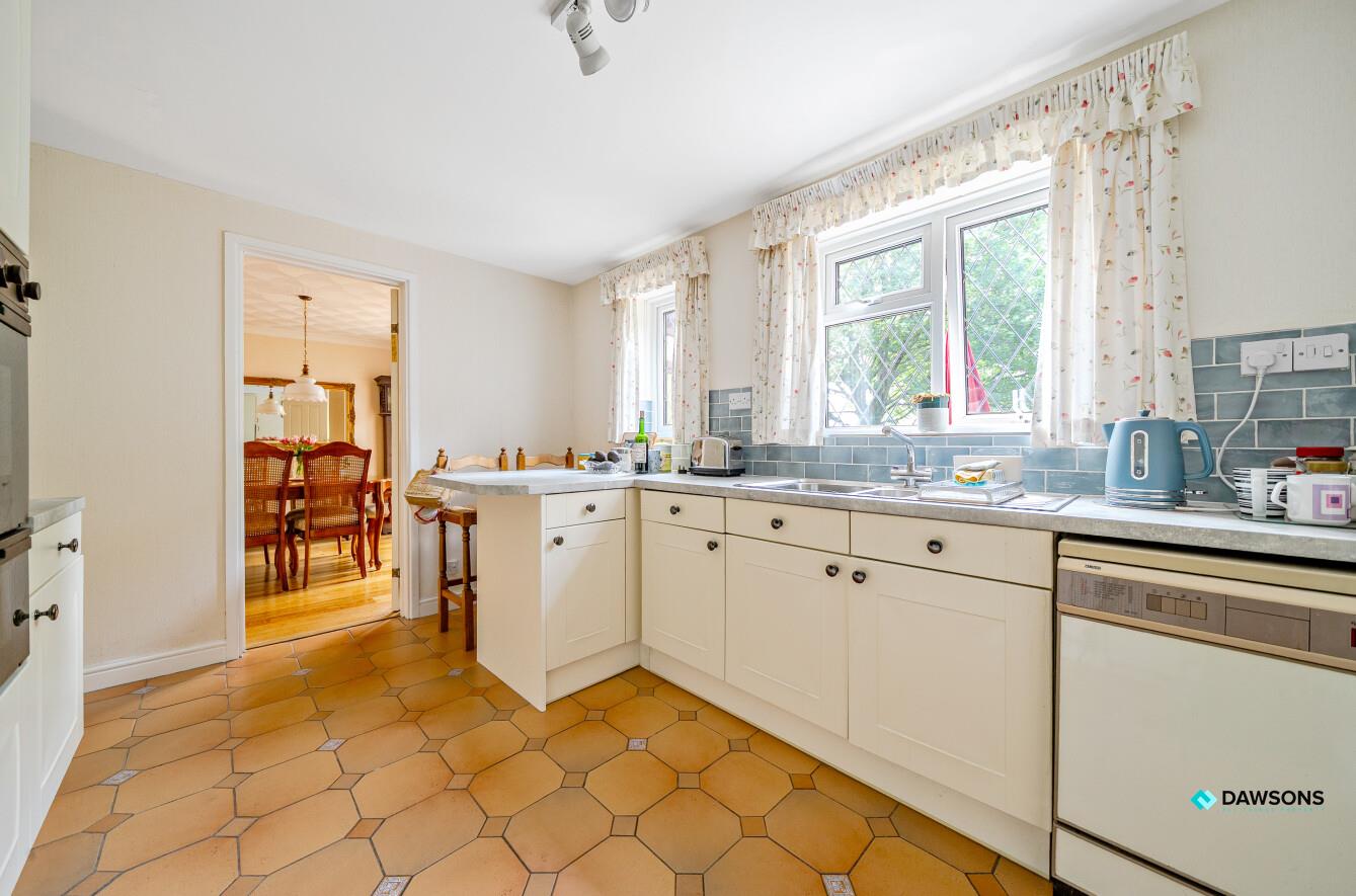 Amberley Drive, Langland, Swansea, SA3 4PJ